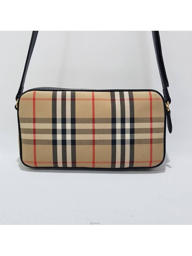 Vintage check camera bag 8020725 - BURBERRY - BALAAN 4