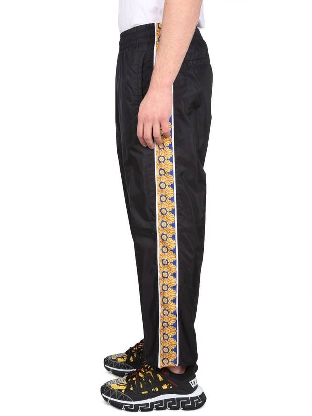 23 ss Jogging Pants WITH Baroque Print 10081121A057375U670 B0040205202 - VERSACE - BALAAN 4