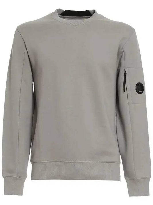 Men's Lens Wappen Diagonal Sweatshirt Griffin Gray - CP COMPANY - BALAAN.