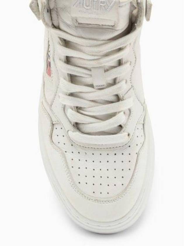 FW23 24 Medalist Mid sneakers in white leather AUMWSG10 NSG10 - AUTRY - BALAAN 4