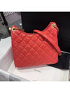 Hobo Bag Medium Shiny Crumbled Coral Red - CHANEL - BALAAN 4