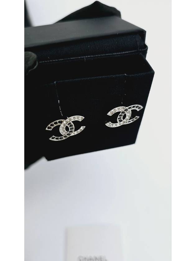 CC logo half earrings black silver earrings AB8981 - CHANEL - BALAAN 3