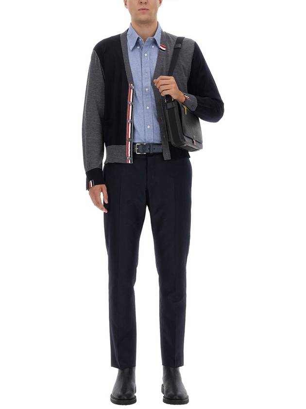 Fun Mix Fine Merino Jersey Stripe Relaxed V-Neck Cardigan Navy Grey - THOM BROWNE - BALAAN 3