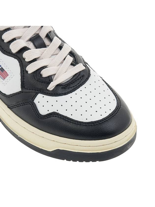 Medalist Killer Whale Sneakers White Black - AUTRY - BALAAN 10