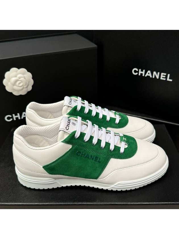 Men's Sneakers Suede Calfskin White Green - CHANEL - BALAAN 4