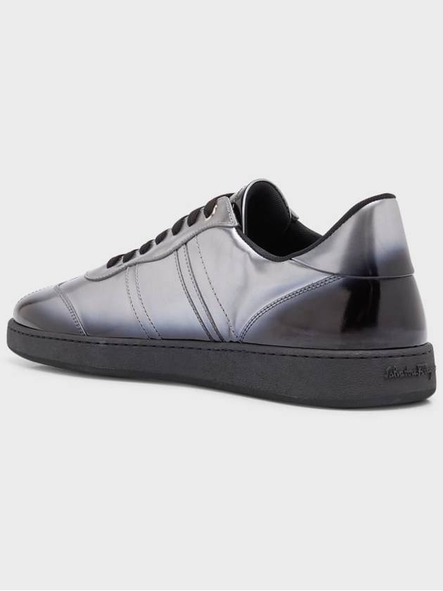 Leather Low Top Sneakers Silver - SALVATORE FERRAGAMO - BALAAN 4