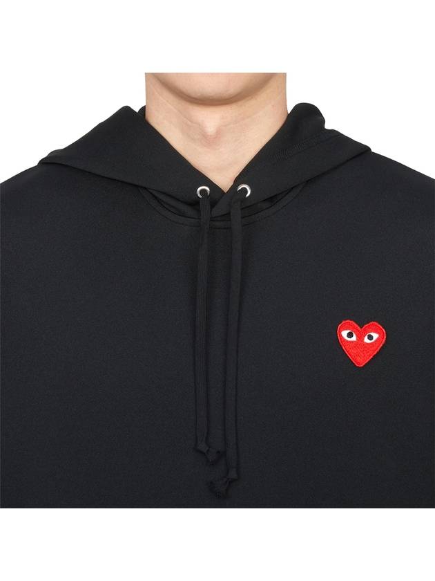 Heart Wappen Hoodie Black - COMME DES GARCONS PLAY - BALAAN 6