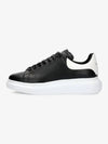 Oversized Leather Tab Low Top Sneakers Black - ALEXANDER MCQUEEN - BALAAN 2