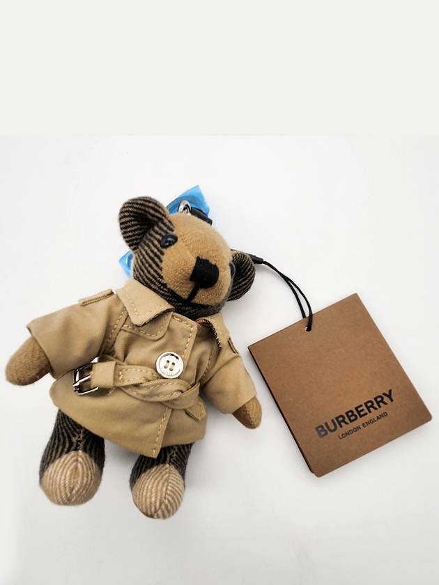 Trench Coat Thomas Bear Charm Key Holder Archive Beige - BURBERRY - BALAAN 6