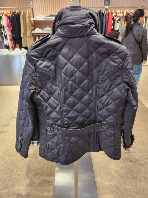 Frankby Diamond Quilted Jacket Black - BURBERRY - BALAAN 3