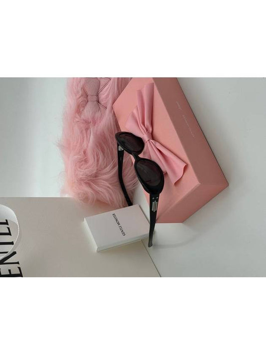 Jenny Sunglasses Gentle Salon Hush Black 01 DSTWI61M36EY - GENTLE MONSTER - BALAAN 1