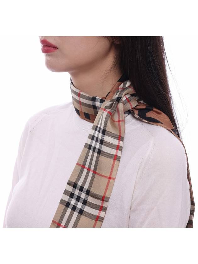 Vintage Check Logo Print Silk Skinny Reversible Scarf Archive Beige - BURBERRY - BALAAN 6