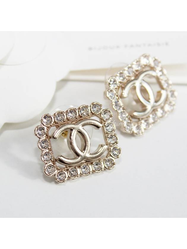 CC Logo Octagon Pendant Earrings Gold - CHANEL - BALAAN 7