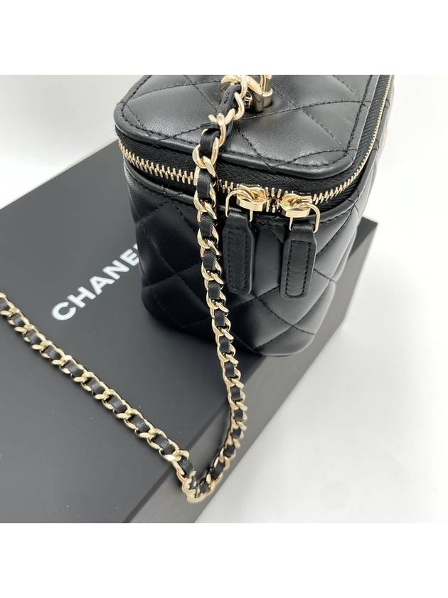 Gold Hardware Chain Lambskin Cosmetic Cross Bag Black - CHANEL - BALAAN 7