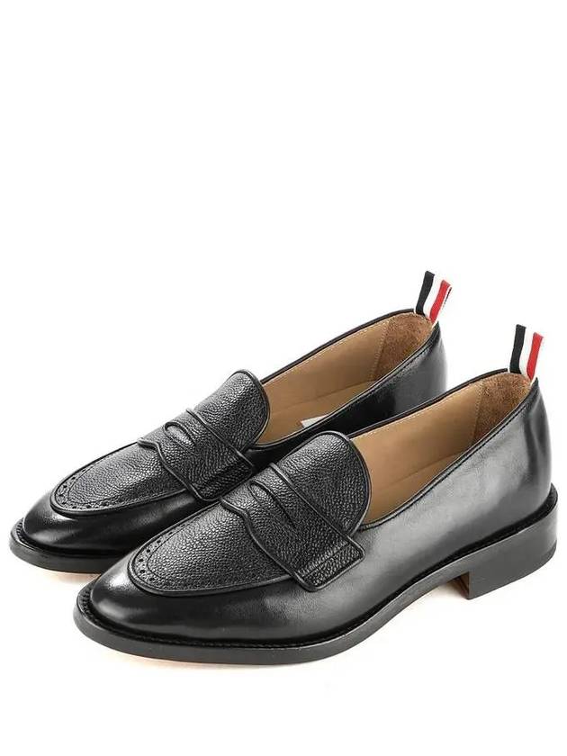 Men's Vitello Flexible Leather Sole Soft Penny Loafer Black - THOM BROWNE - BALAAN 2