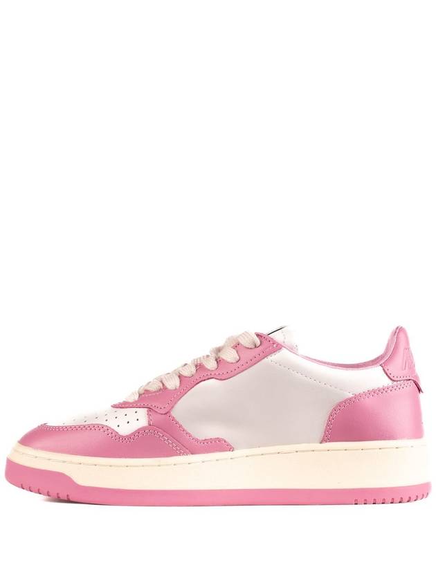 Women's Medalist Suede Low Top Sneakers Pink White - AUTRY - BALAAN 3