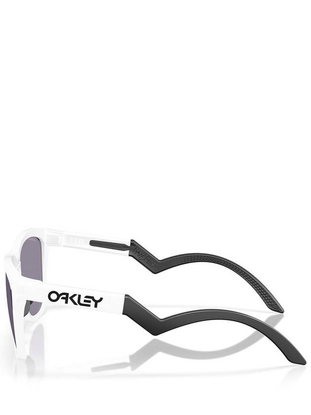 Oakley OO9289 Matte White - OAKLEY - BALAAN 3