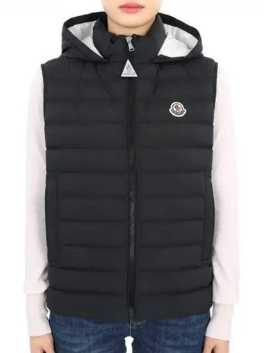 Kids KAMARIA Hooded Padded Vest Black 1A00057 54A81 999 12 14A Adult wearable 270294 1054536 - MONCLER - BALAAN 1