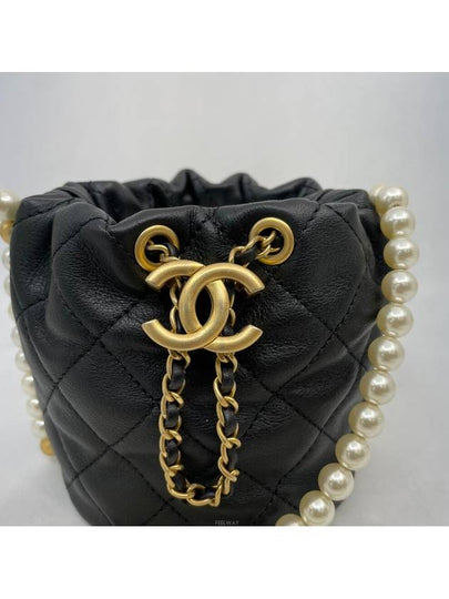 women cross bag - CHANEL - BALAAN 2