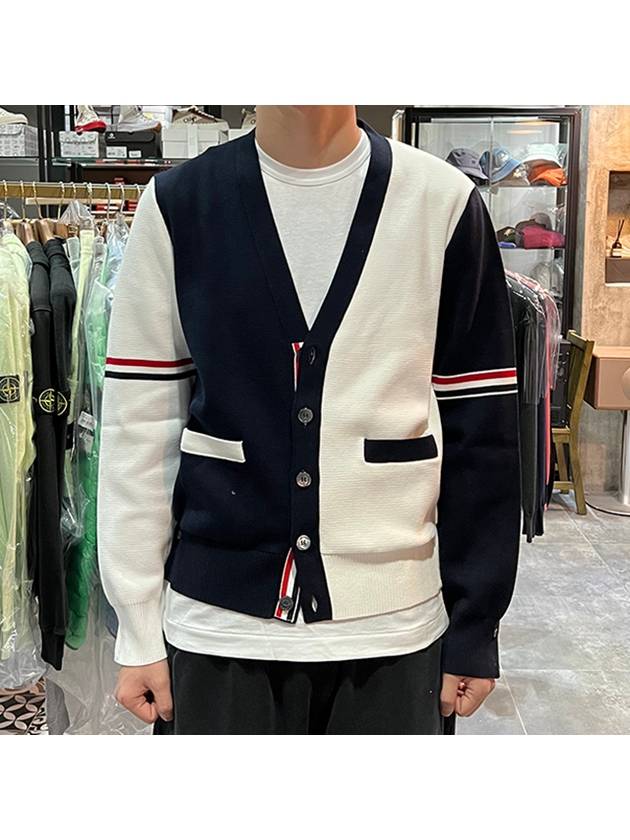 Funmix Cotton ArmBand V-Neck Cardigan White Navy - THOM BROWNE - BALAAN 3