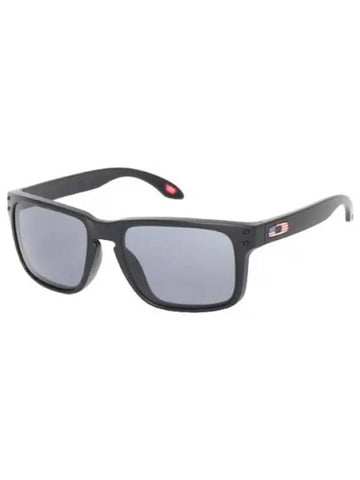 Holbrook Standard Issue Flag Collection Matte Black Gray Glasses Sports Sunglasses - OAKLEY - BALAAN 1