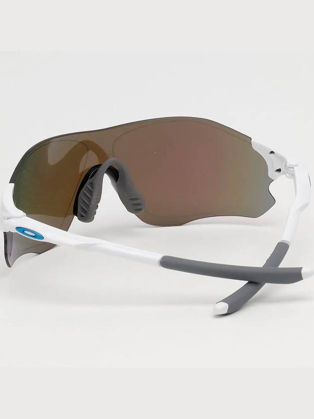 Eyewear Evzero Path Prism Sunglasses Sapphire - OAKLEY - BALAAN 5