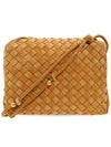 Loop Intrecciato Shoulder Bag Brown - BOTTEGA VENETA - BALAAN.