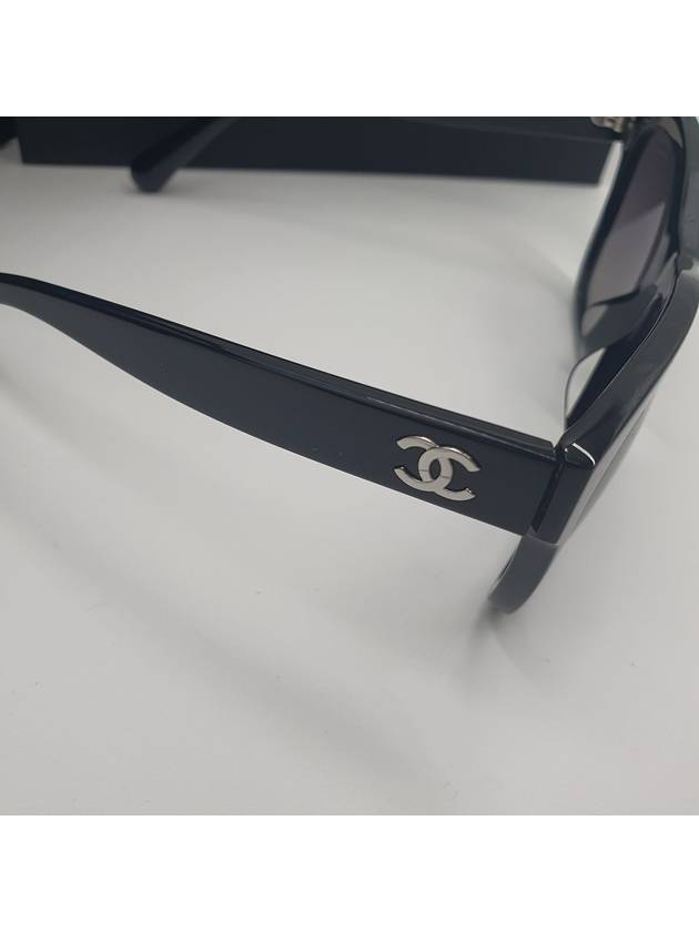 Eyewear Square Polarized Gradient Lens Sunglasses Black Grey - CHANEL - BALAAN 8