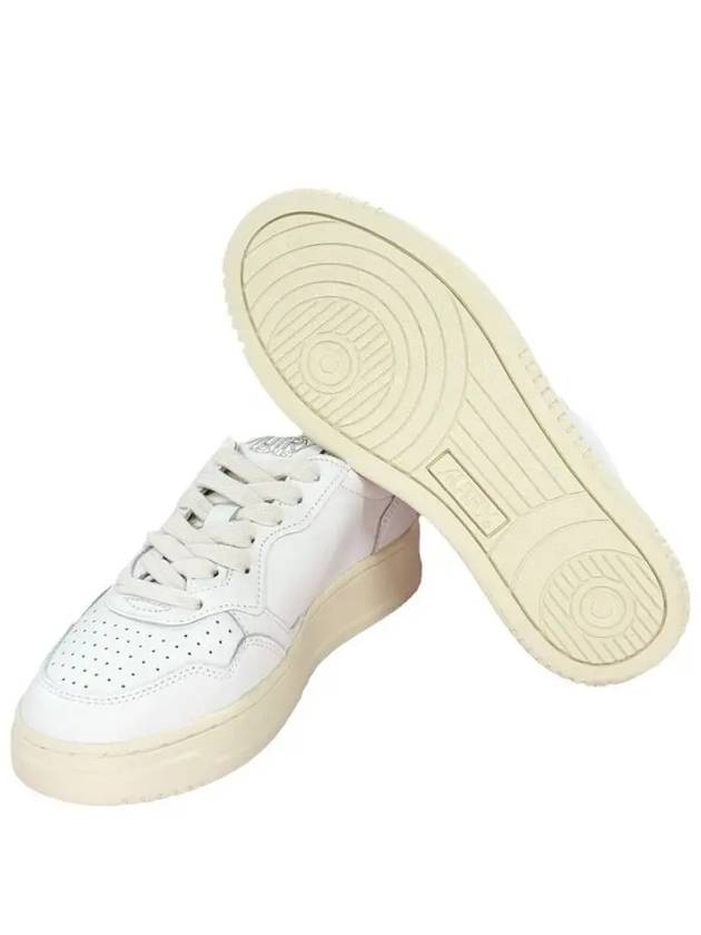 Medalist Mint Tab Low Top Sneakers White - AUTRY - BALAAN 5