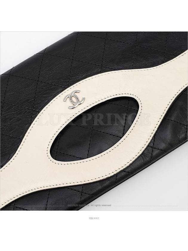 women clutch bag - CHANEL - BALAAN 5