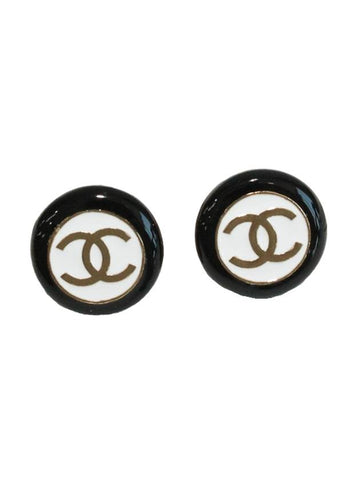 CC Logo Earrings White Black - CHANEL - BALAAN 1