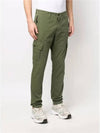 Men's Wappen Patch Slim Cargo Straight Pants Khaki - STONE ISLAND - BALAAN 4