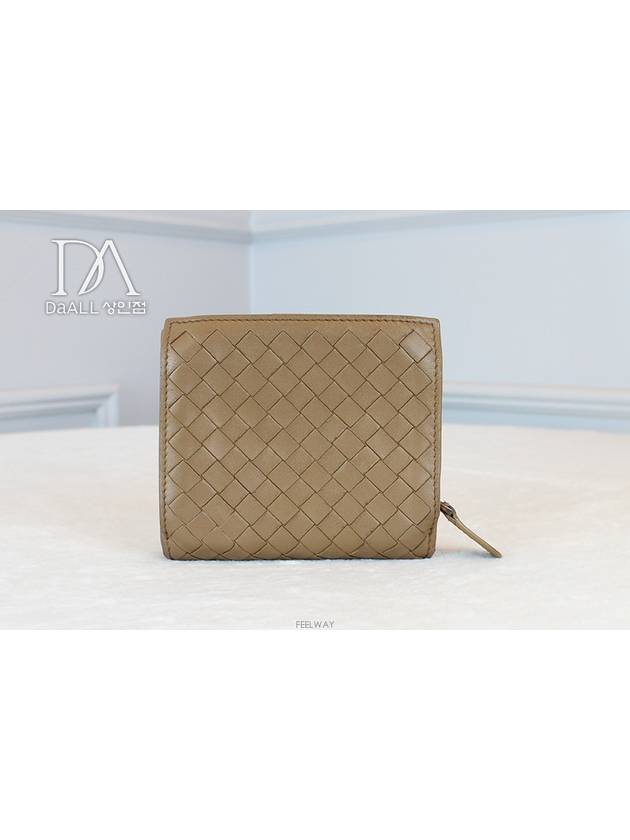 Used Luxury Daol Brown Half Wallet 121059 Condition B - BOTTEGA VENETA - BALAAN 5