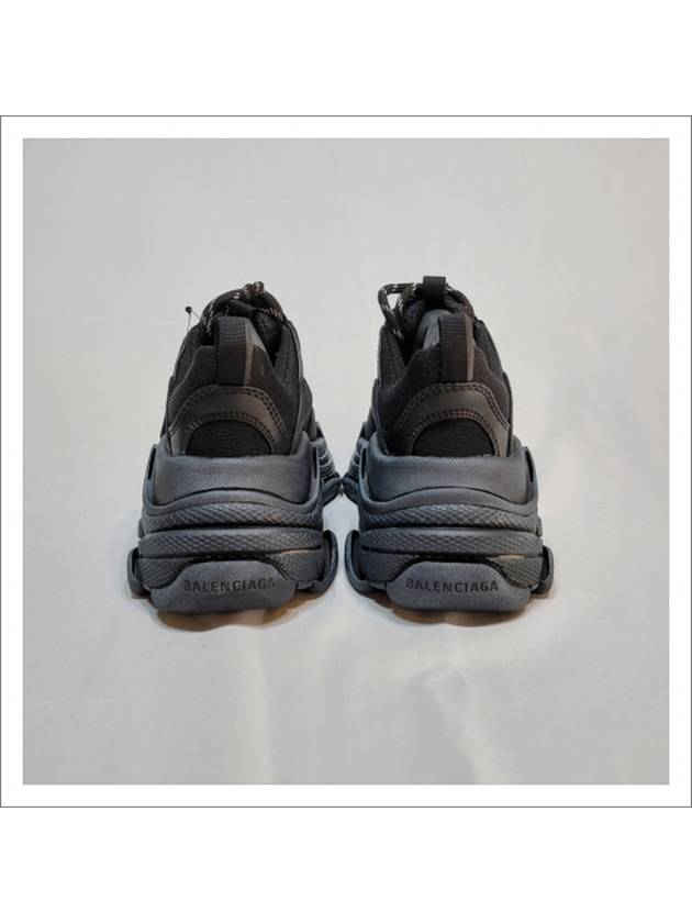 Triple S Low Top Sneakers Black - BALENCIAGA - BALAAN 6