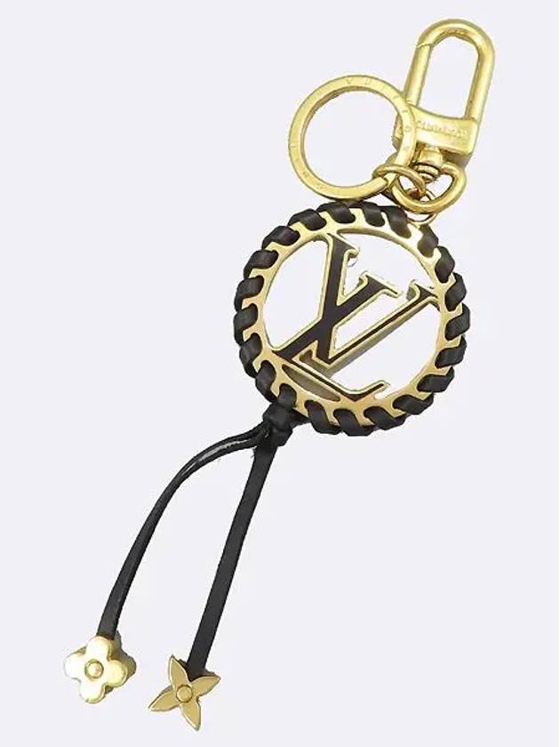 M63082 Berry Bag Charm Key Holder - LOUIS VUITTON - BALAAN 1