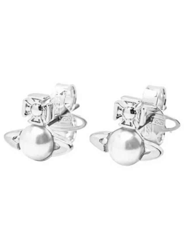 Balvina Pearl Earrings Silver - VIVIENNE WESTWOOD - BALAAN 2