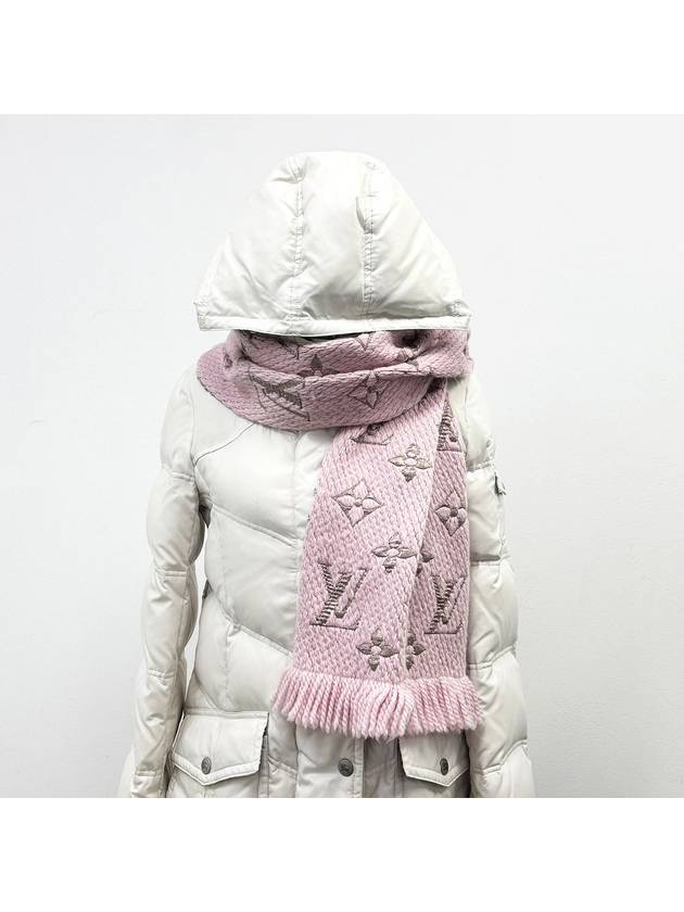 Monogram Light Pink Escharf Logo Mania Muffler 4VLVF22720 - LOUIS VUITTON - BALAAN 4