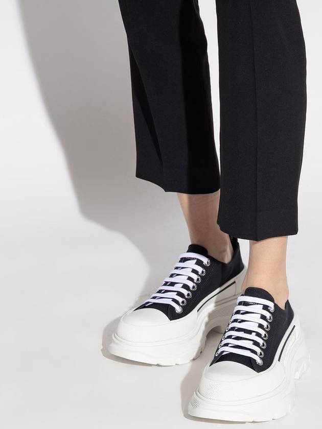 Tread Slick Low Top Sneakers Black White - ALEXANDER MCQUEEN - BALAAN 3