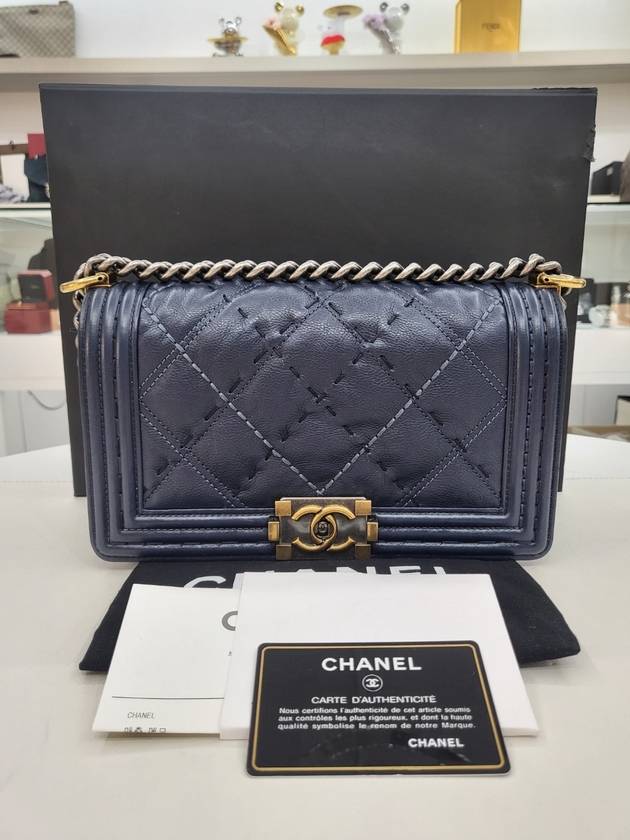 Boy Bag Vintage Navy Small Shoulder A92881 - CHANEL - BALAAN 1