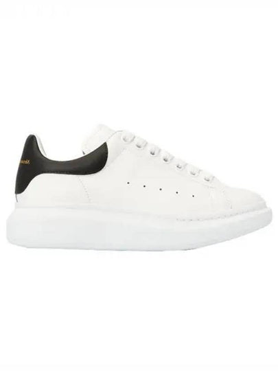 Oversized Leather Tab Low Top Sneakers White - ALEXANDER MCQUEEN - BALAAN 2