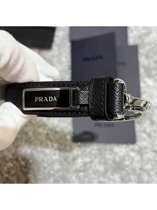 Logo Saffiano Leather Key Holder Black - PRADA - BALAAN 5