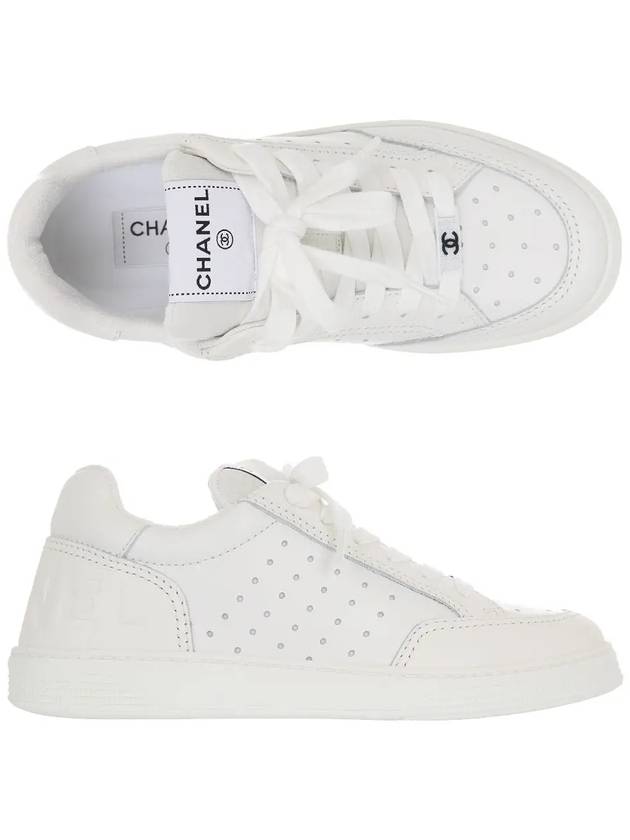 Embossed Logo Calfskin Low-Top Sneakers White - CHANEL - BALAAN 3