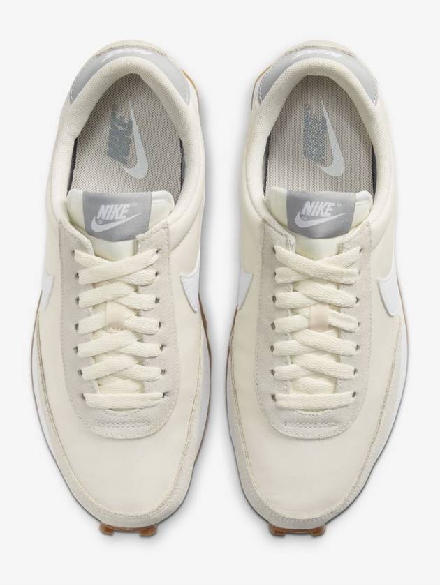 Daybreak Low Top Sneakers Ivory - NIKE - BALAAN 5