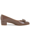 Ferragamo Vara Bow Women s Pumps 1 CARAWAY SEED 0740693 - SALVATORE FERRAGAMO - BALAAN 4