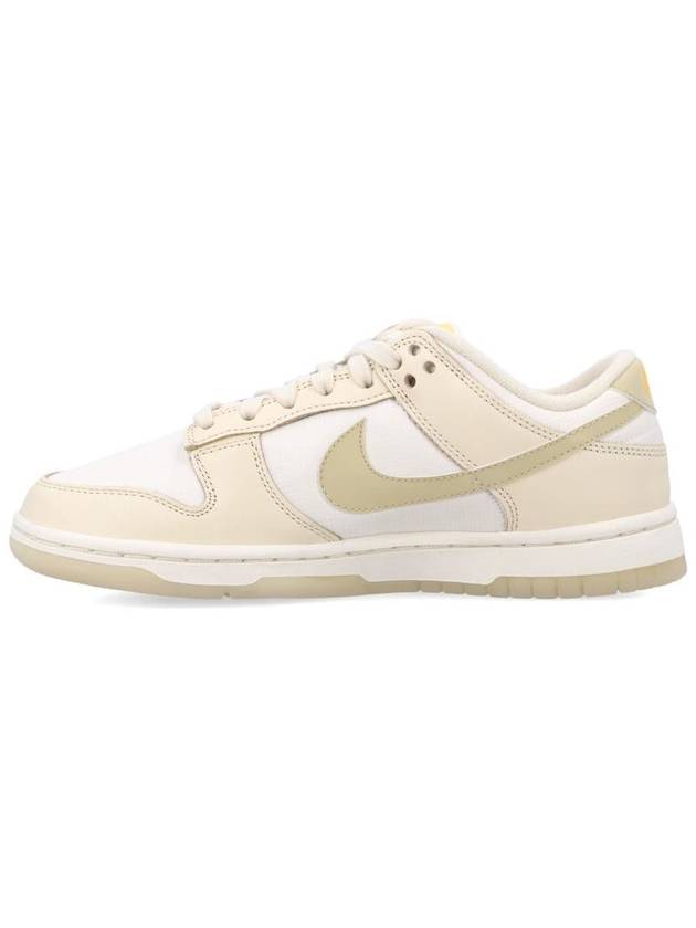 Dunk Low Low Top Sneakers Muslin Team Gold - NIKE - BALAAN 4