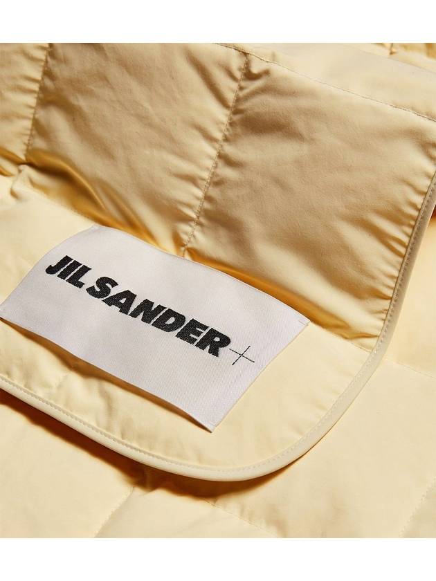 Padded muffler butter JPPT590094 Can be used as a shawl - JIL SANDER - BALAAN 4