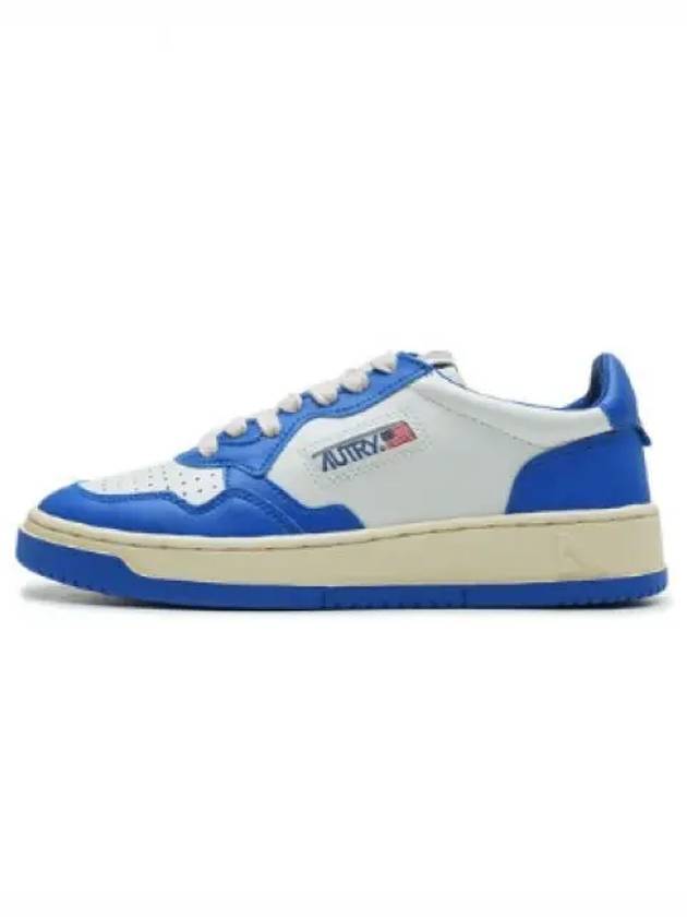 Women's Medalist Bi-Color Low-Top Sneakers Blue - AUTRY - BALAAN 2