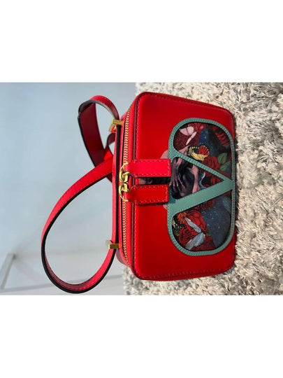 Undercover V Logo Lovers Shoulder Bag Red - VALENTINO - BALAAN 2