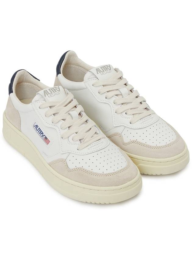 Medalist Navy Tab Low Top Sneakers White Blue - AUTRY - BALAAN 4