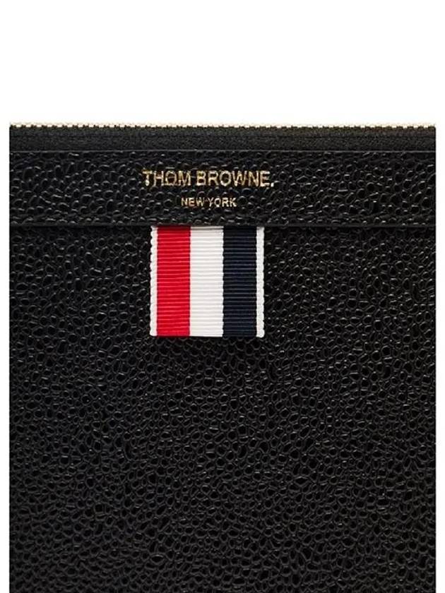 Pebble Grain Three Stripes Zipper Small Clutch Bag Black - THOM BROWNE - BALAAN 5